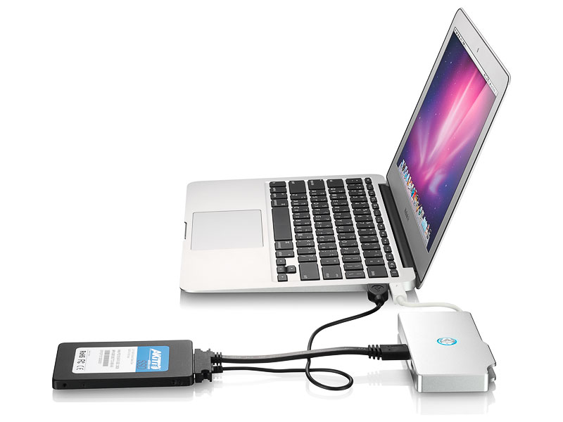 AKiTiO Thunder SATA Go - Thunderbolt to SATA Dock | AKiTiO