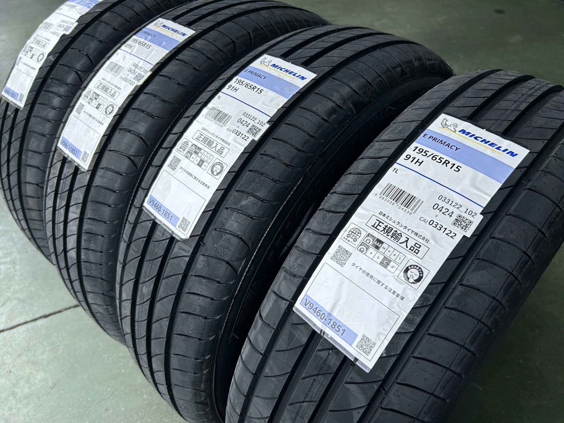 プリウス 30 ツーリング 純正ホイール ミシュラン プライマシーHP