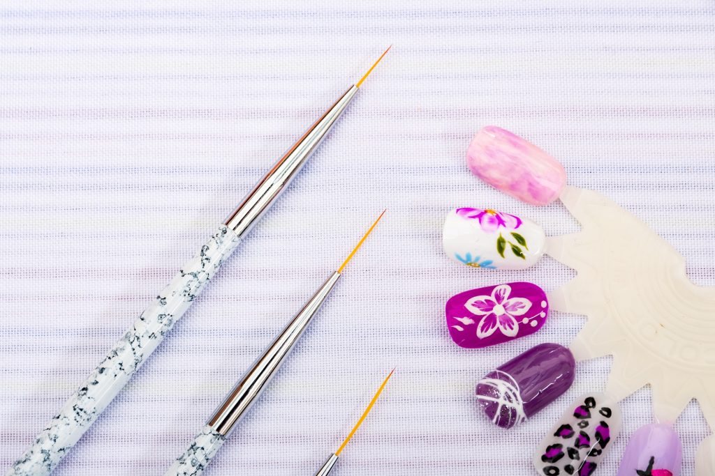 ネイリスト厳選！検定試験に使えるおすすめネイルブラシを紹介