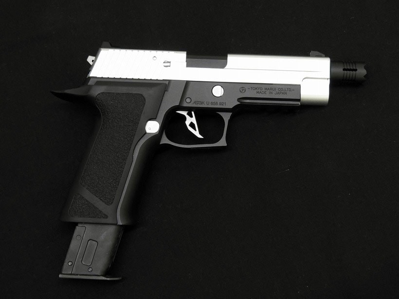 【希少】 東京マルイ センチネル ナイン レオンモデル　バイオハザード 美品 TOKYO MARUI（東京マルイ） ガスハンドガン バイオハザード センチネル