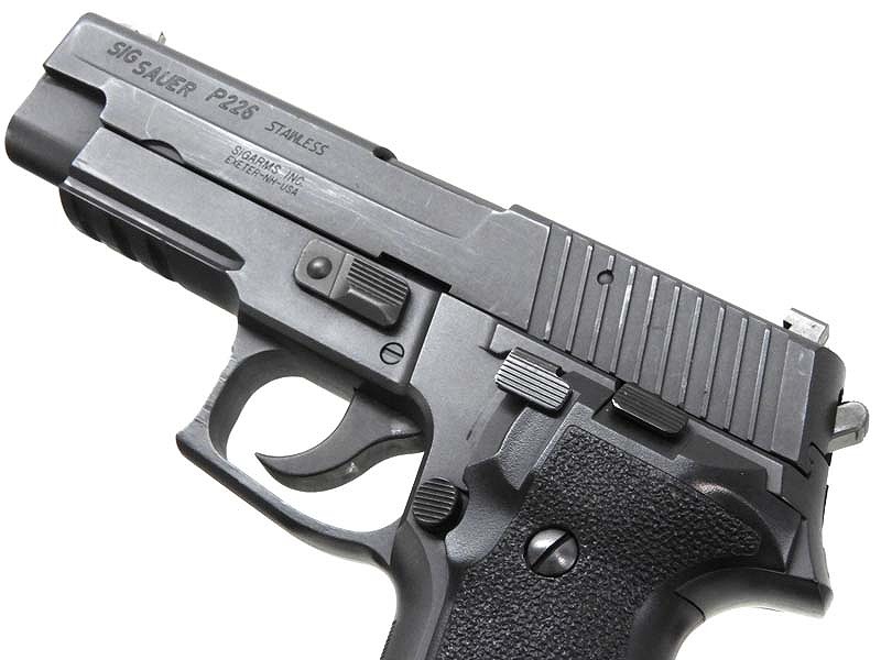 東京マルイ] シグ ザウエル P226 レイル ガスブローバック アイアン