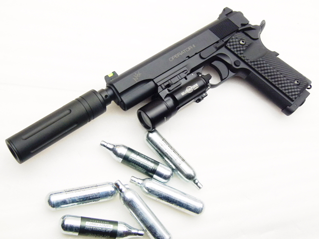 Carbon8 M45DOC NSレビュー｜CO2ガスガンの威力と精度を実射で体感