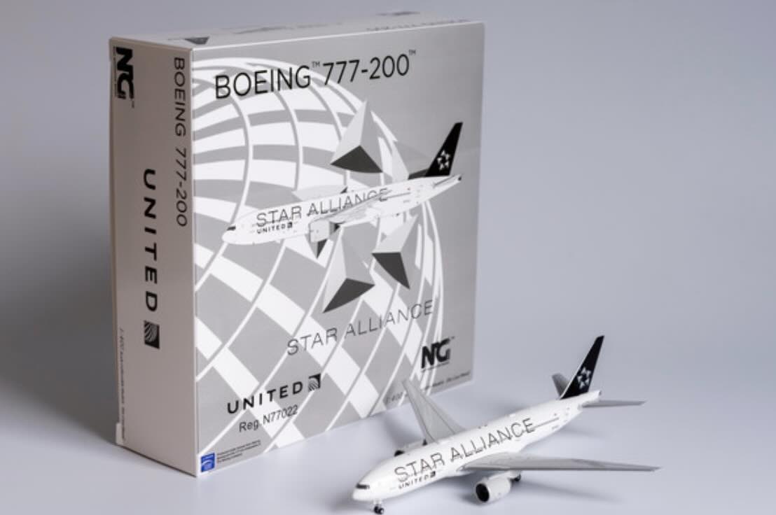NG72001 United Airlines B777-200ER “Star Alliance” N77022