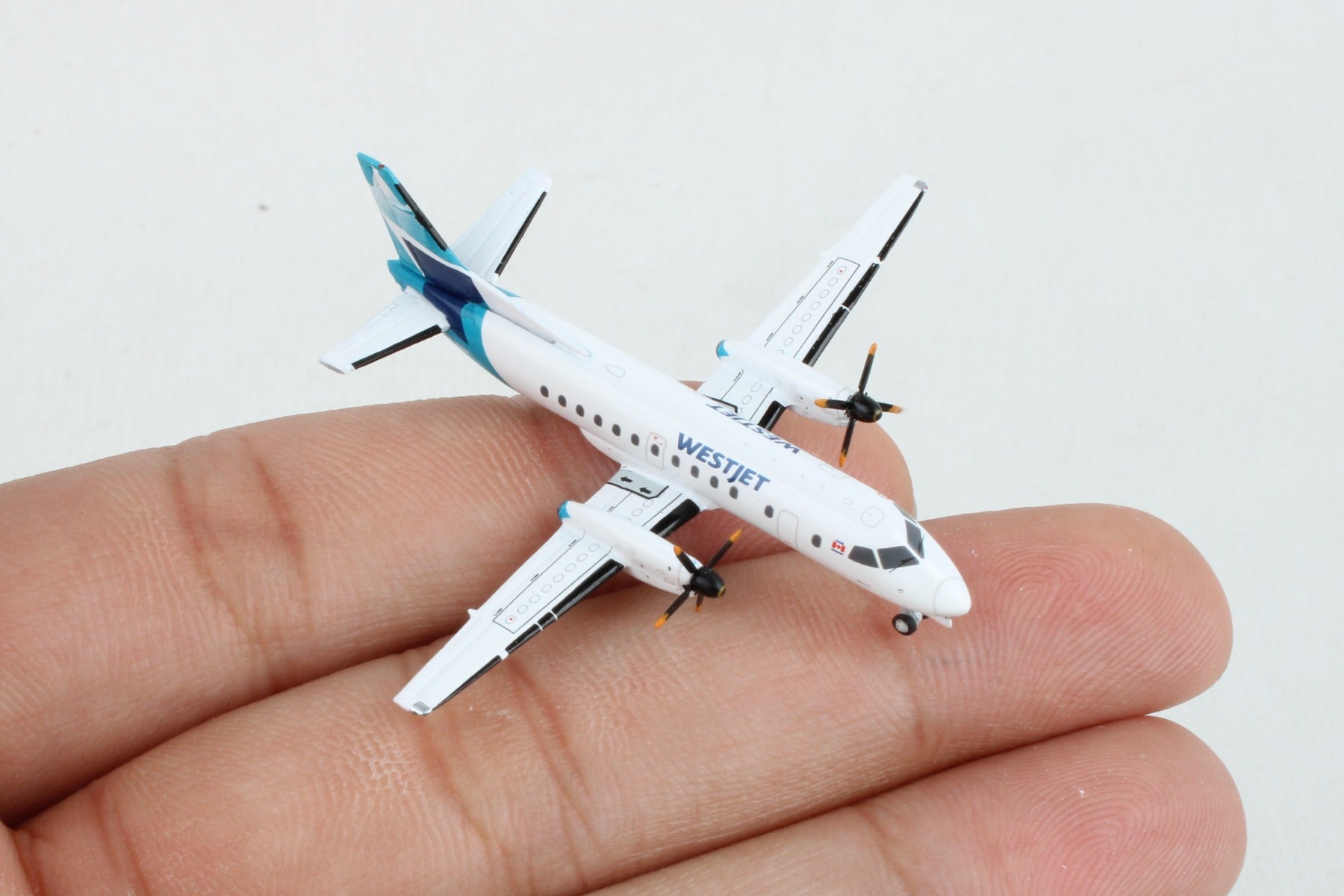 GJ2212 GEMINI WESTJET SF-340 1/400 REG#C-GOIA PACIFIC COAST