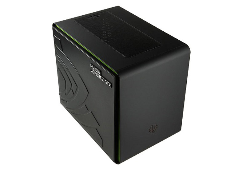 Phenom microATX NVIDIA Edition | BitFenix キューブ型PCケース