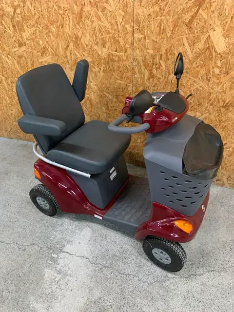 東京都 府中市にて セニアカー スズキ ET4D8（動作確認済） を出張買取