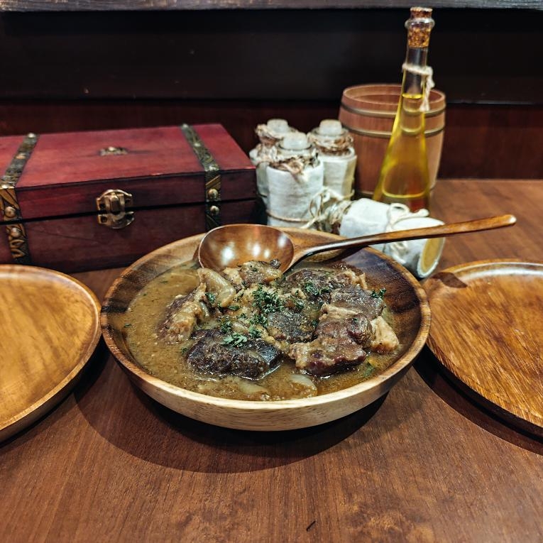 秋葉原【冒険がテーマの人気ランチカレー店「Roman Kitchen」夜業態