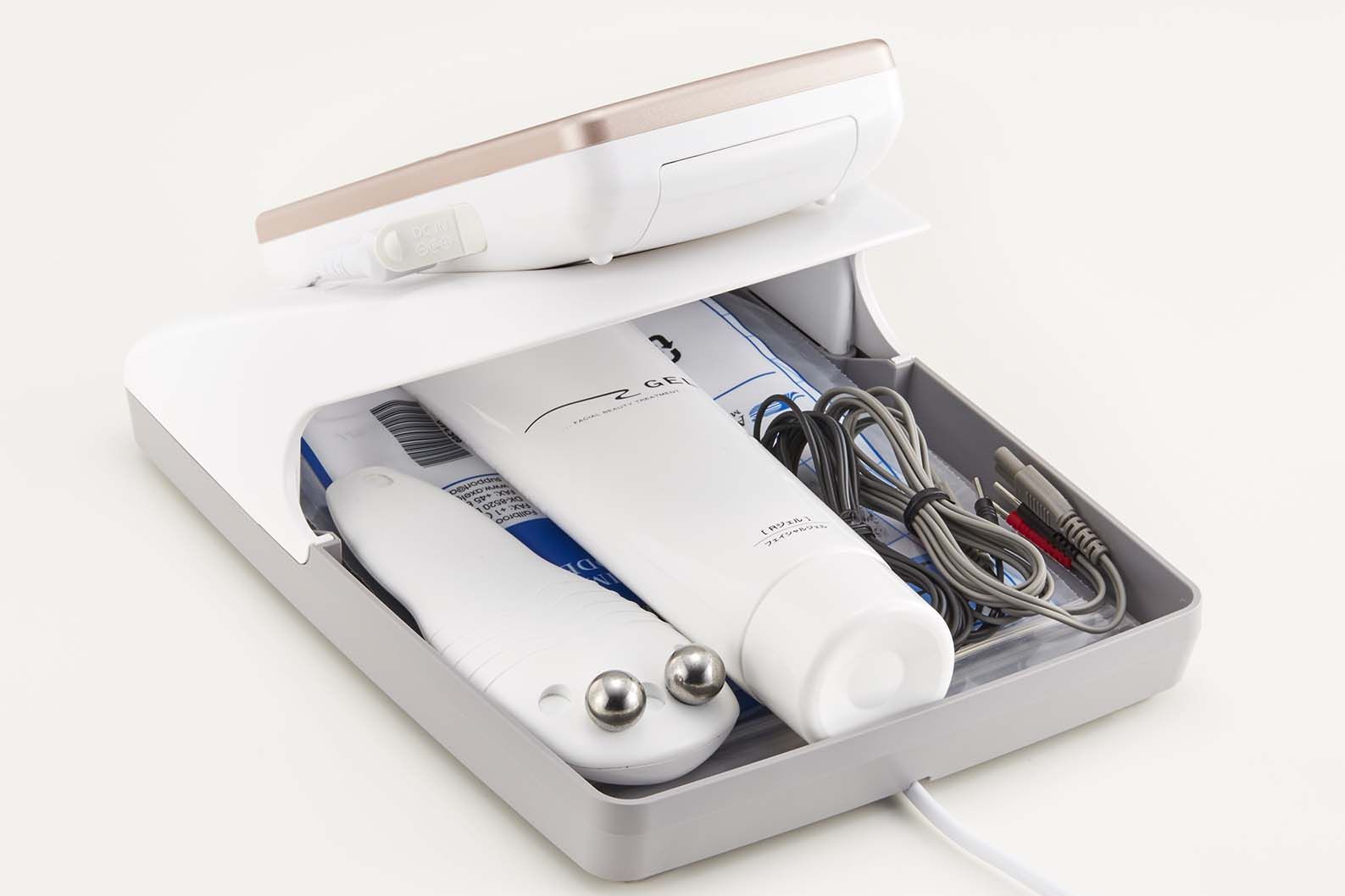 伊藤超短波、トレーニングからフェイシャルまでの機能を備えた 家庭用