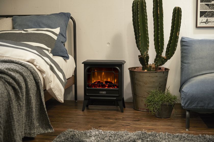 LEDの光で創り出すリアルな炎 ディンプレックス電気暖炉 Opti-flame