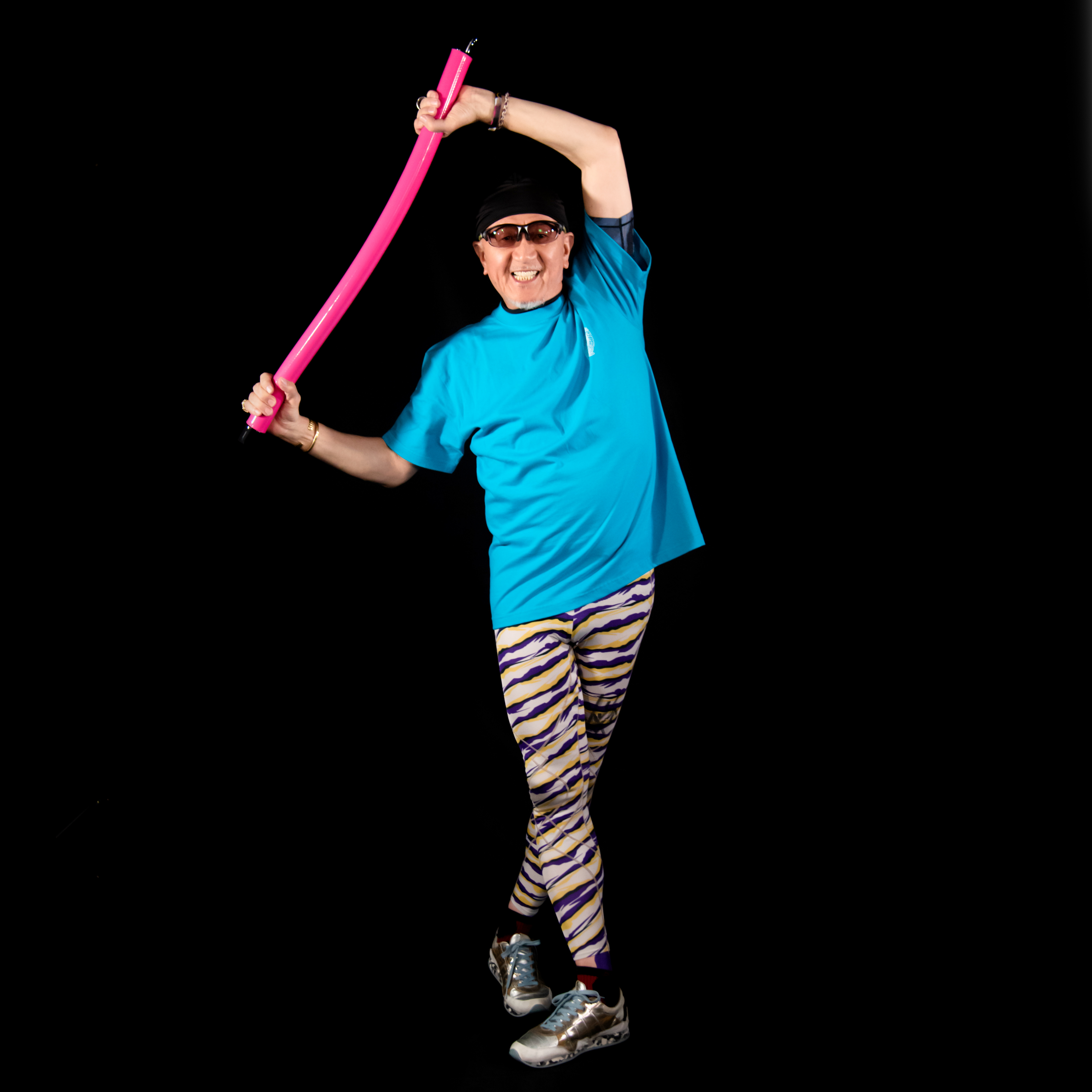 Fitness Mirror × デューク更家氏】 “1mウォーキング・ダイエット”など