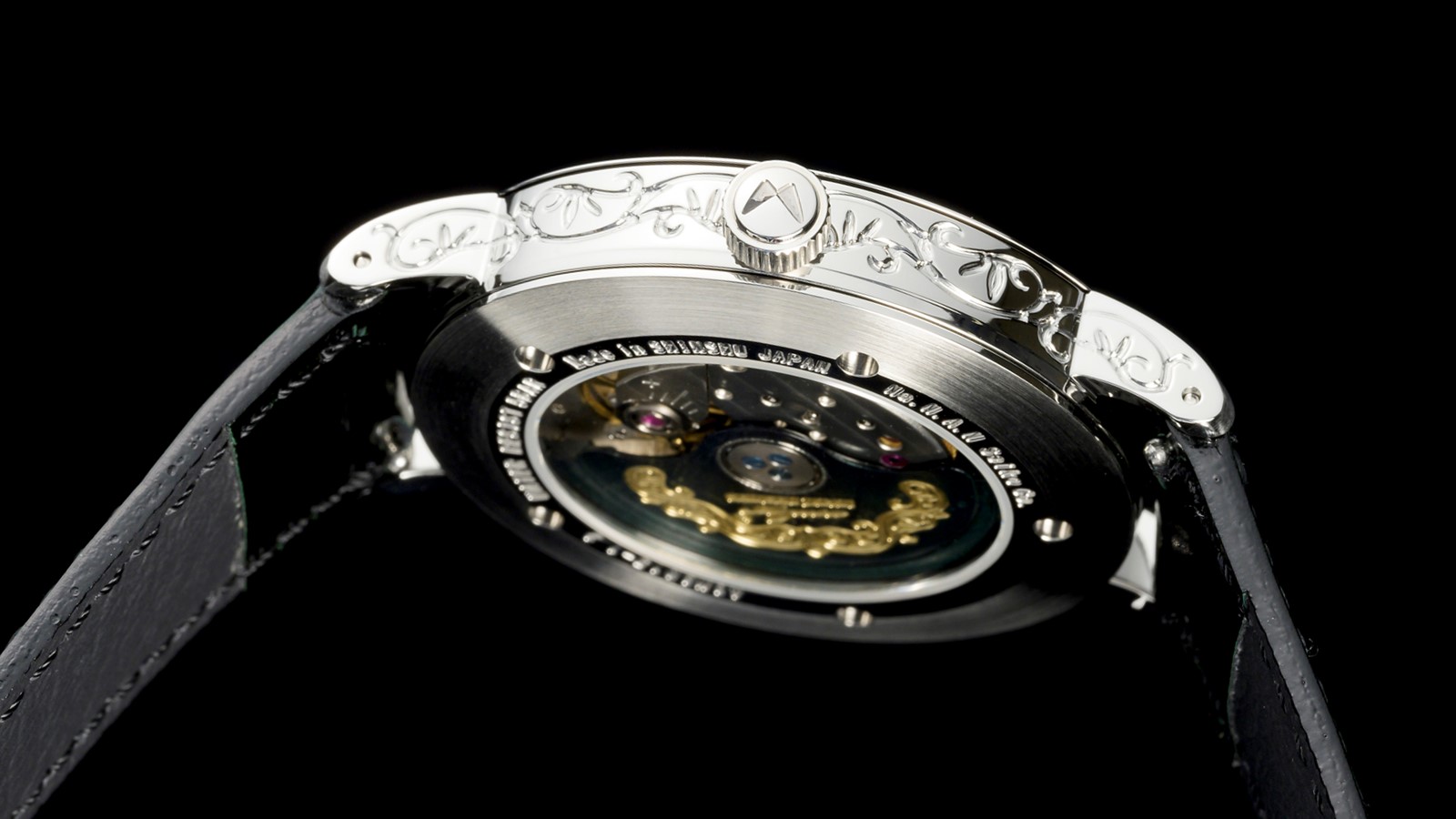 8月12日まで実施、目を惹きつける斬新なケースの機械式腕時計 『Azusa