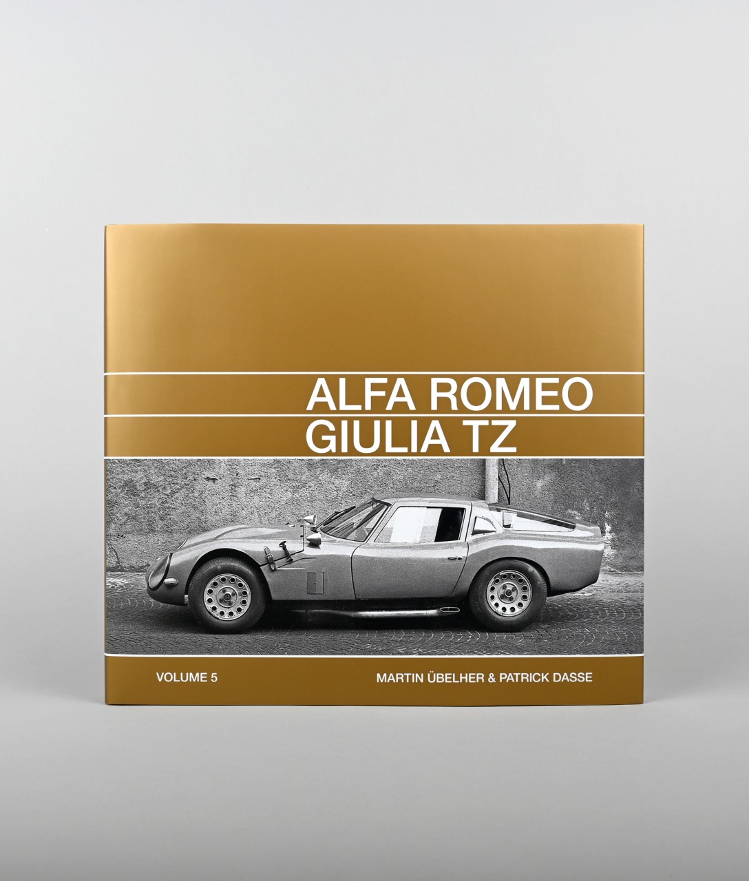 Alfa Romeo Giulia TZ - Autobooks-Aerobooks