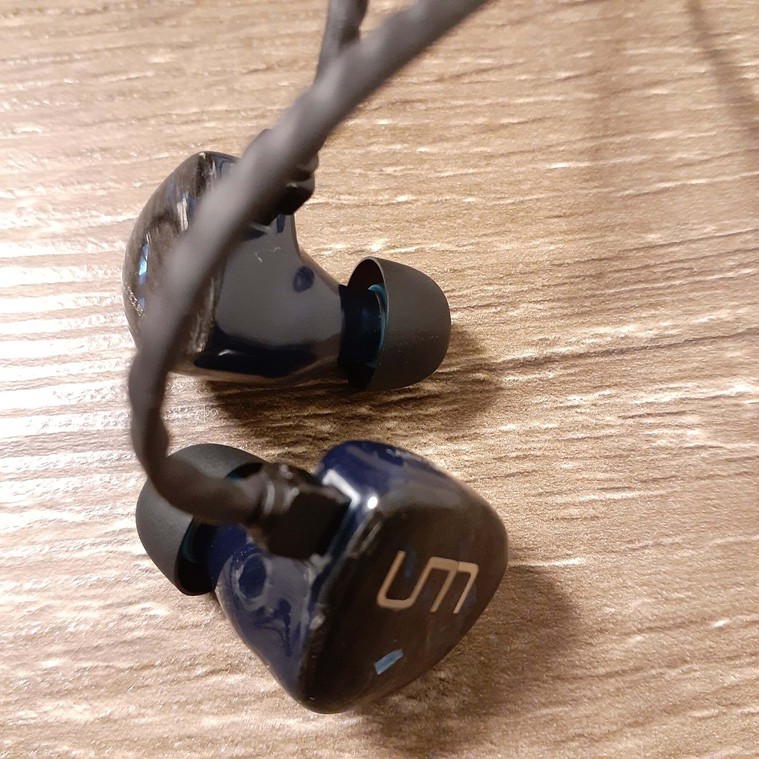 中華イヤホン UniqueMelody MINI MEST レビュー - audio-sound@premium