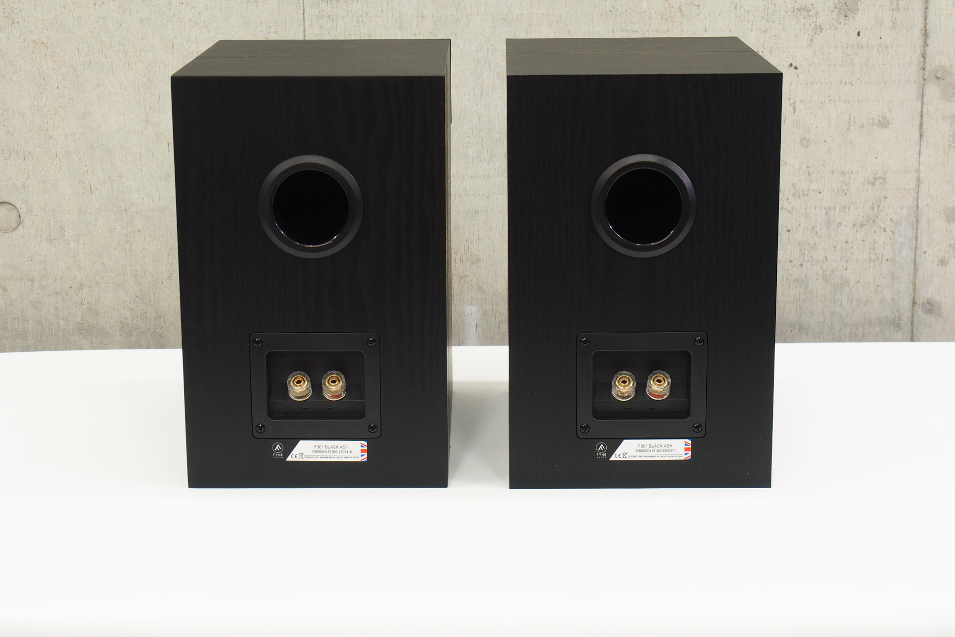 アバックWEB-SHOP / 【中古】Fyne Audio F301(BA)【コード01-11234