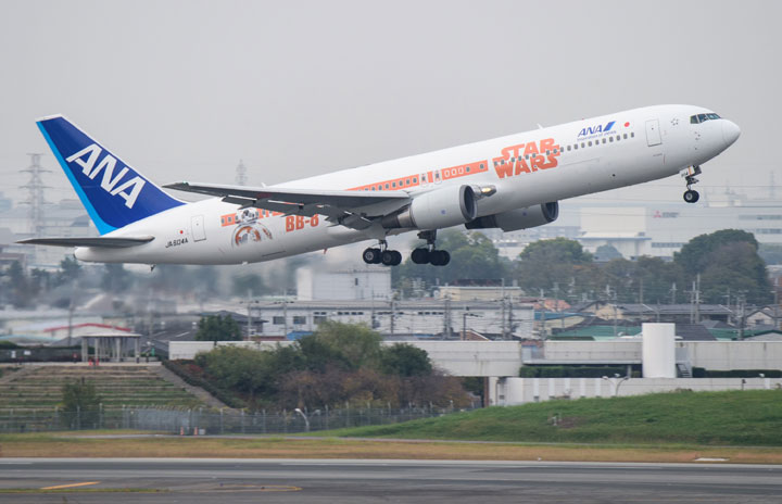 ANA、スター・ウォーズジェット就航 次便から機材変更に