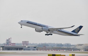 A350超長距離型が初飛行 シンガポール航空が18年後半就航へ