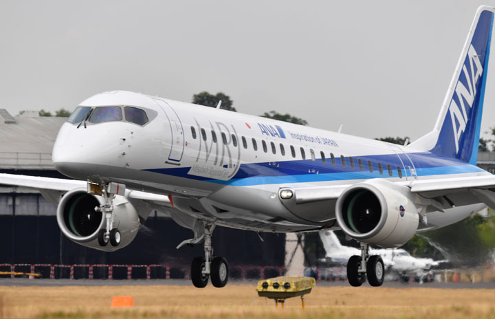 MRJ、ファンボロー航空ショーで初の飛行展示 宮永社長「強い競争力ある」