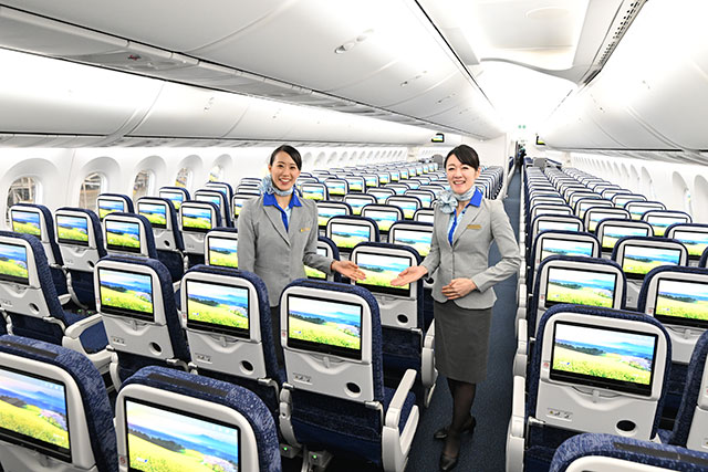 ANA、787-10国内線仕様お披露目 777-200より大きい次世代旗艦機