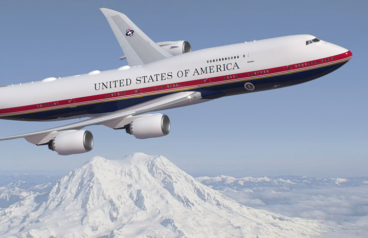 カタール寄贈の747-8、暫定エアフォースワンに 米空軍が今夏就役視野