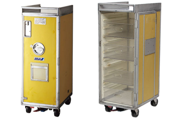 Meridiana航空 イタリア ミールカート フルサイズ 機内カート