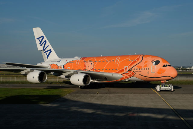 ANA、A380オレンジ3号機が国内初飛行 乗客なし成田発着の整備フライト