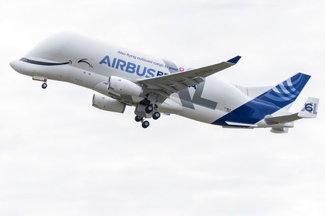 エアバス、ベルーガXL最終6号機が就航 末っ子は笑う”シロイルカ”