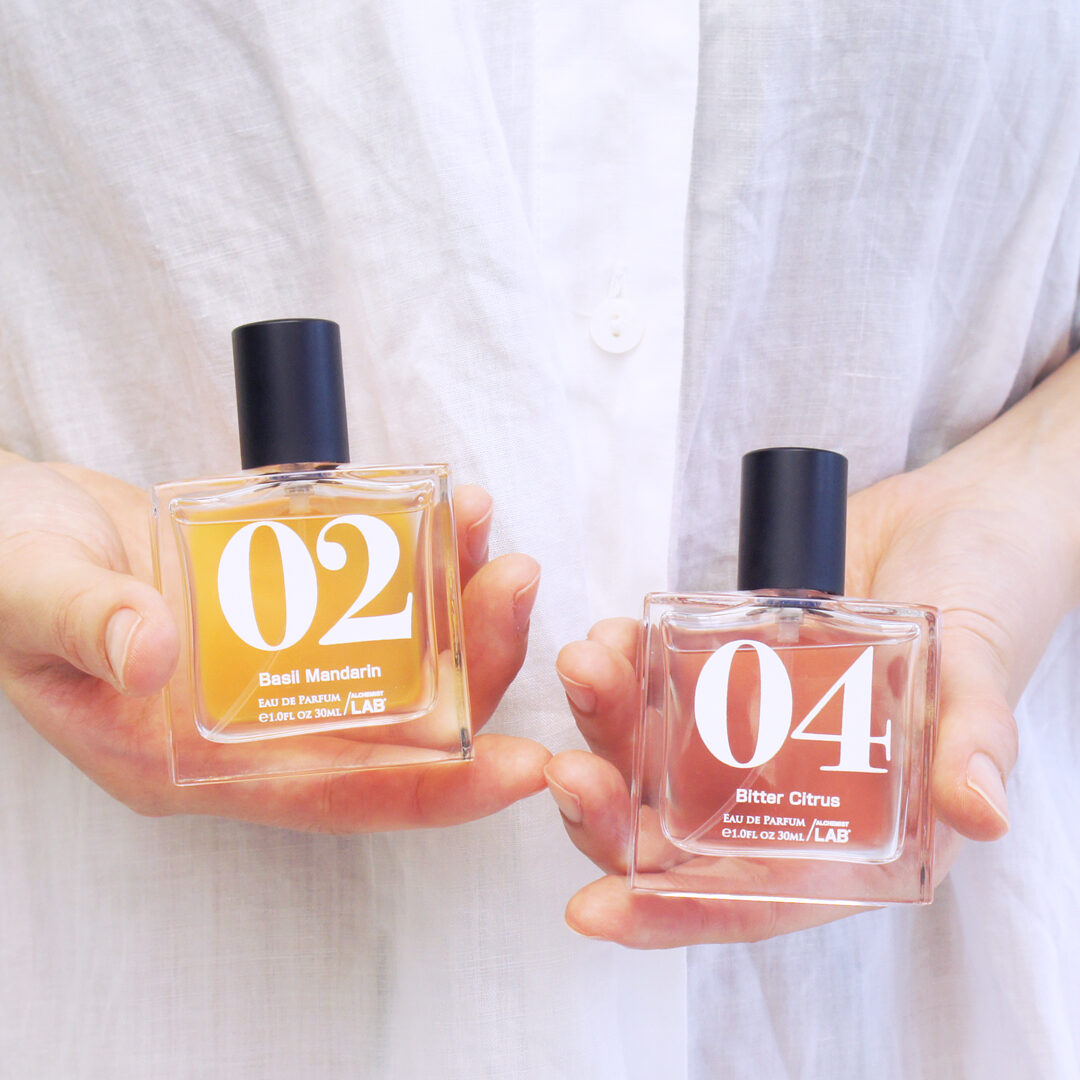 第23回｜香りを重ねる香水 ― Scents of Multiplying 重ね付けの