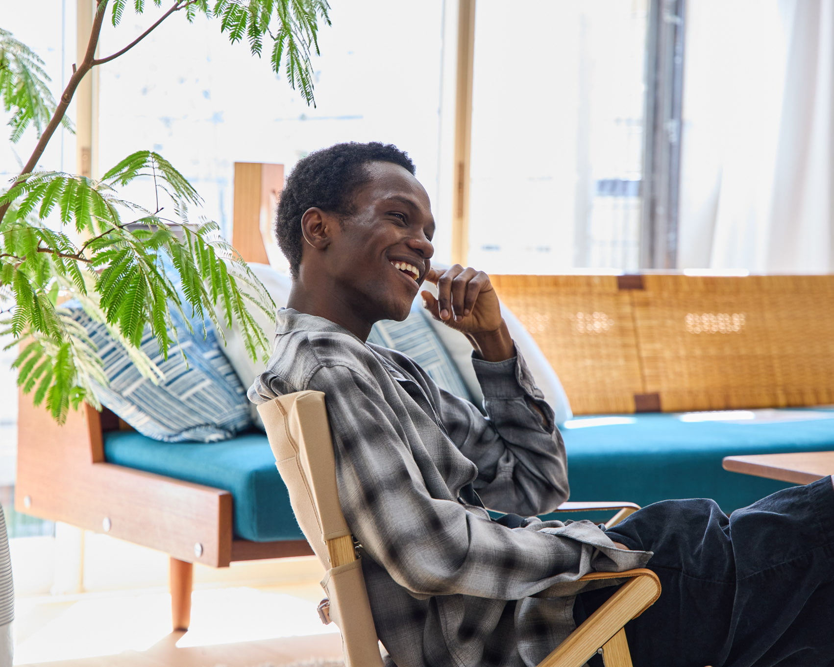 REMI RELIEF NAVY LABEL - 2025 SPRING SUMMER COLLECTION - SEASON