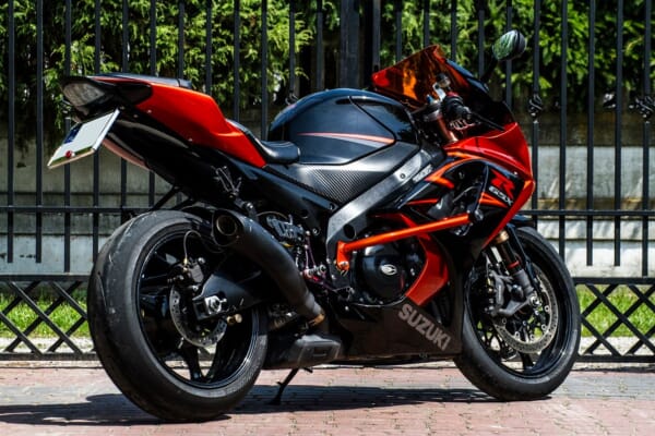 ZX6R (13-21)用 スライダー付レースアーマーで車体をガード｜AxxL