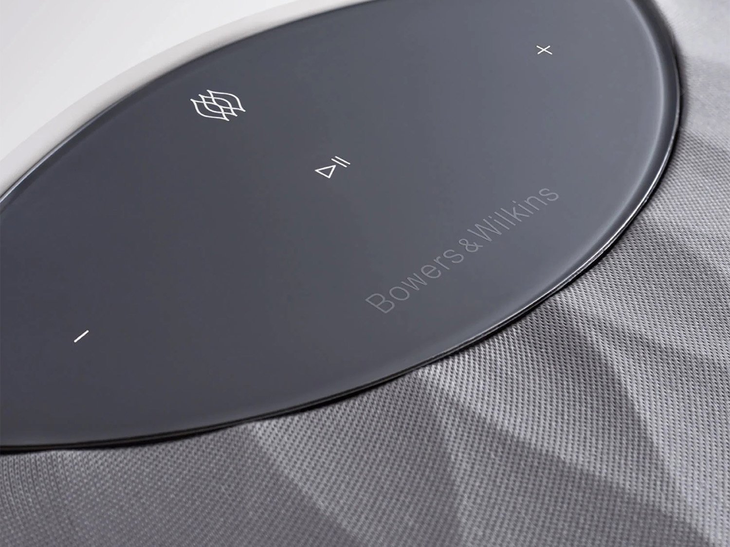 Formation Wedge - Elegant versatile wireless speaker | Bowers