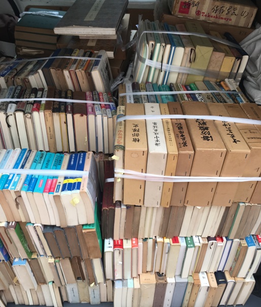 海防艦戦記や野戦重砲兵第十二連隊史など戦記物を出張・購入させて頂き