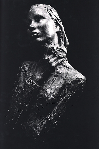 光と波と 朝倉響子彫塑集 / 著：朝倉響子 写真：奈良原一高 | 小宮山