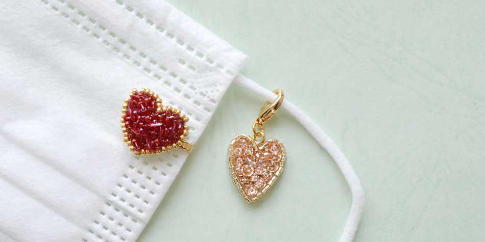 オートクチュールビーズ刺繍で作る2種類のマスクチャーム｜ビーズ