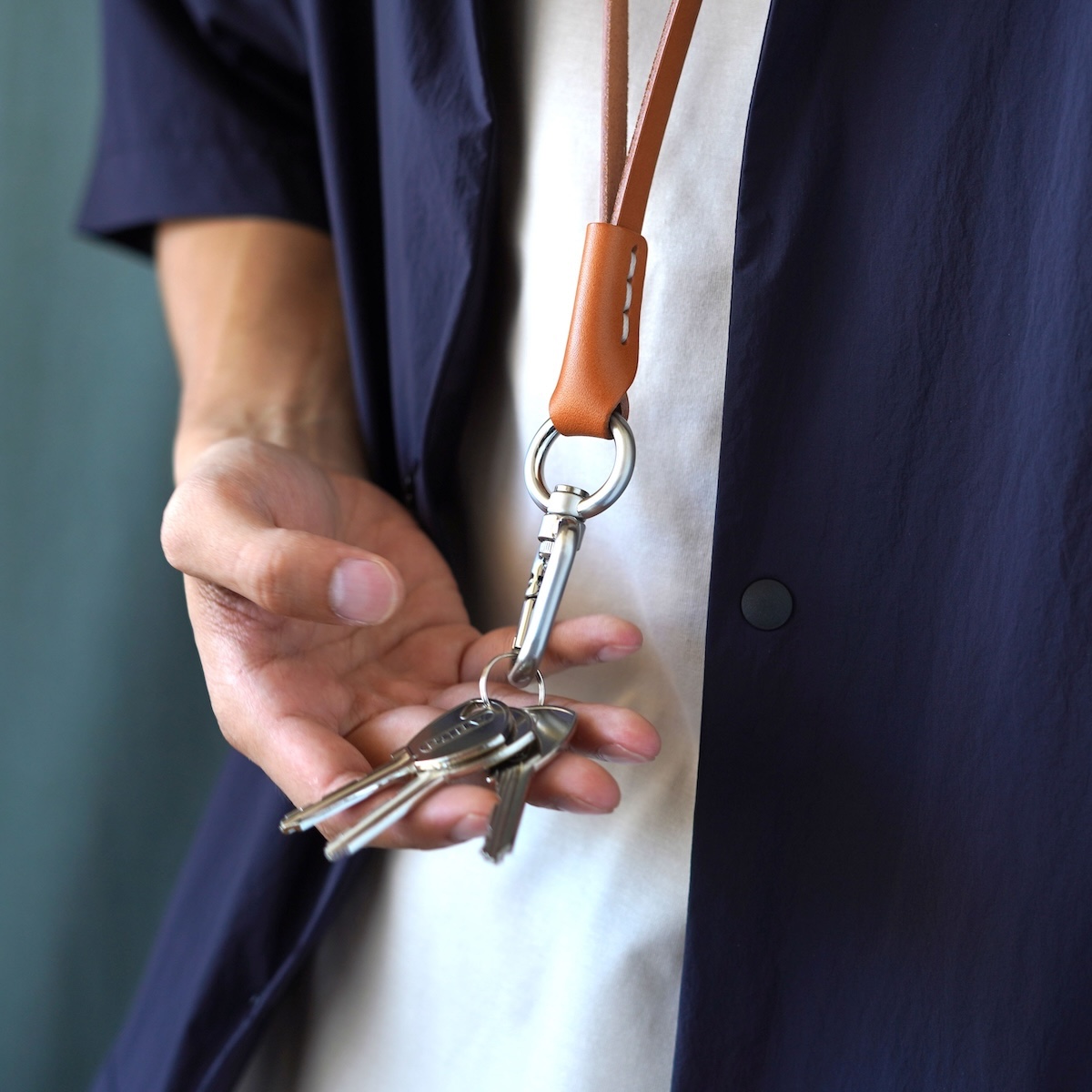 Hender Scheme / neckstrap 使用イメージ