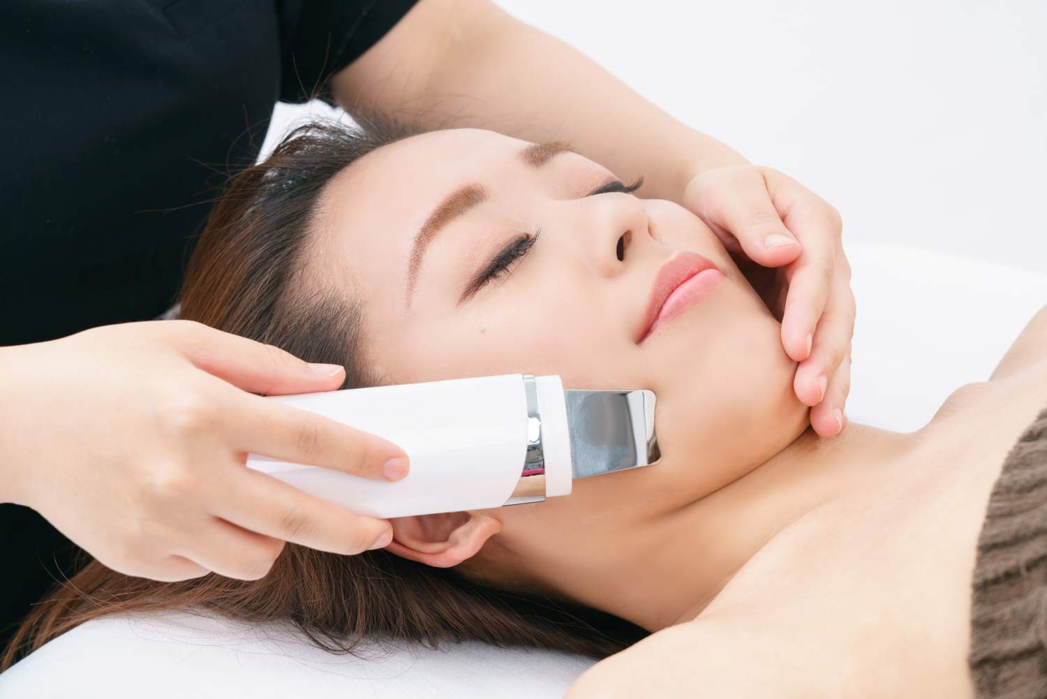 花粉の今におすすめ《超音波毛穴洗浄》 - リータ伊丹店｜シェービング