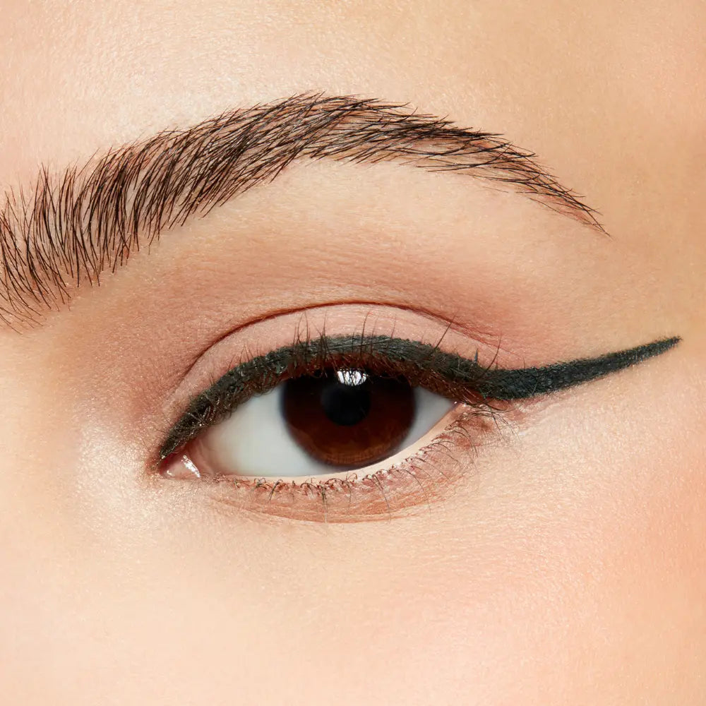 M.A.C Liquidlast 24-hour Waterproof Liner 2.5ml – Beauty Affairs