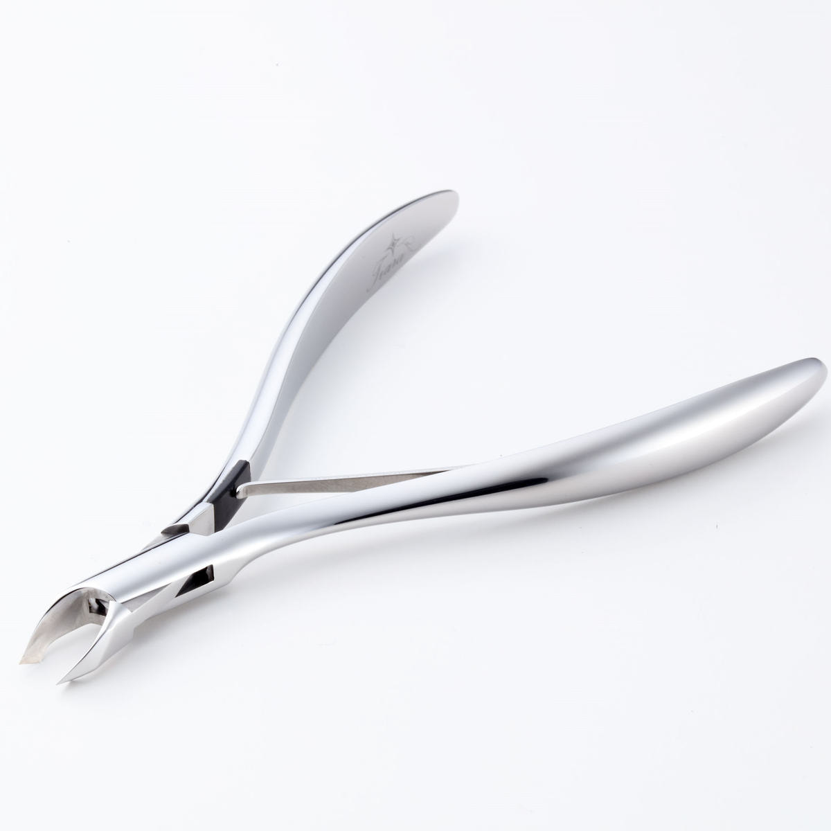 光 キューティクルニッパー Tiara3.0 (刃先3mm)の卸・通販