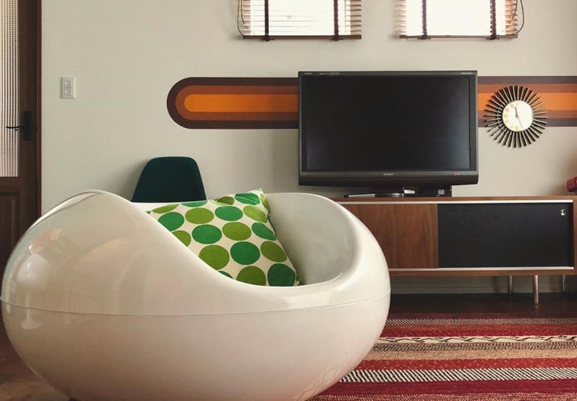 レトロ未来感を楽しむスペースエイジインテリアの世界へようこそ