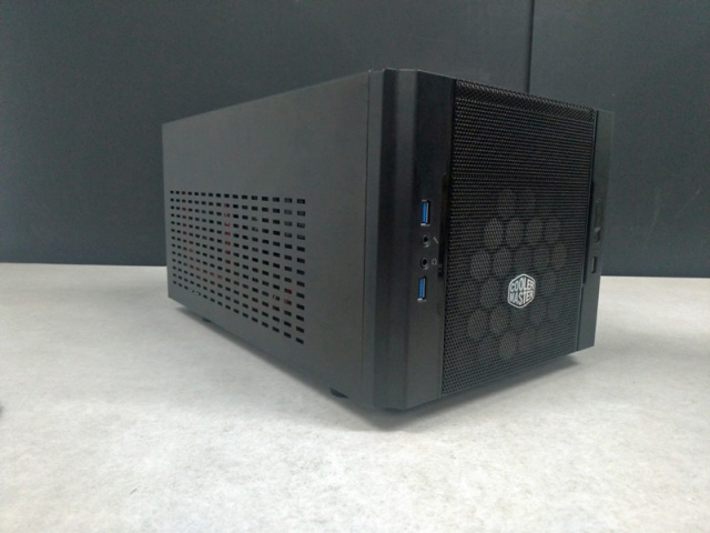 宅配買取】自作パソコン Mini-ITX i5-4670/GTX1070 ゲーミング仕様PCを