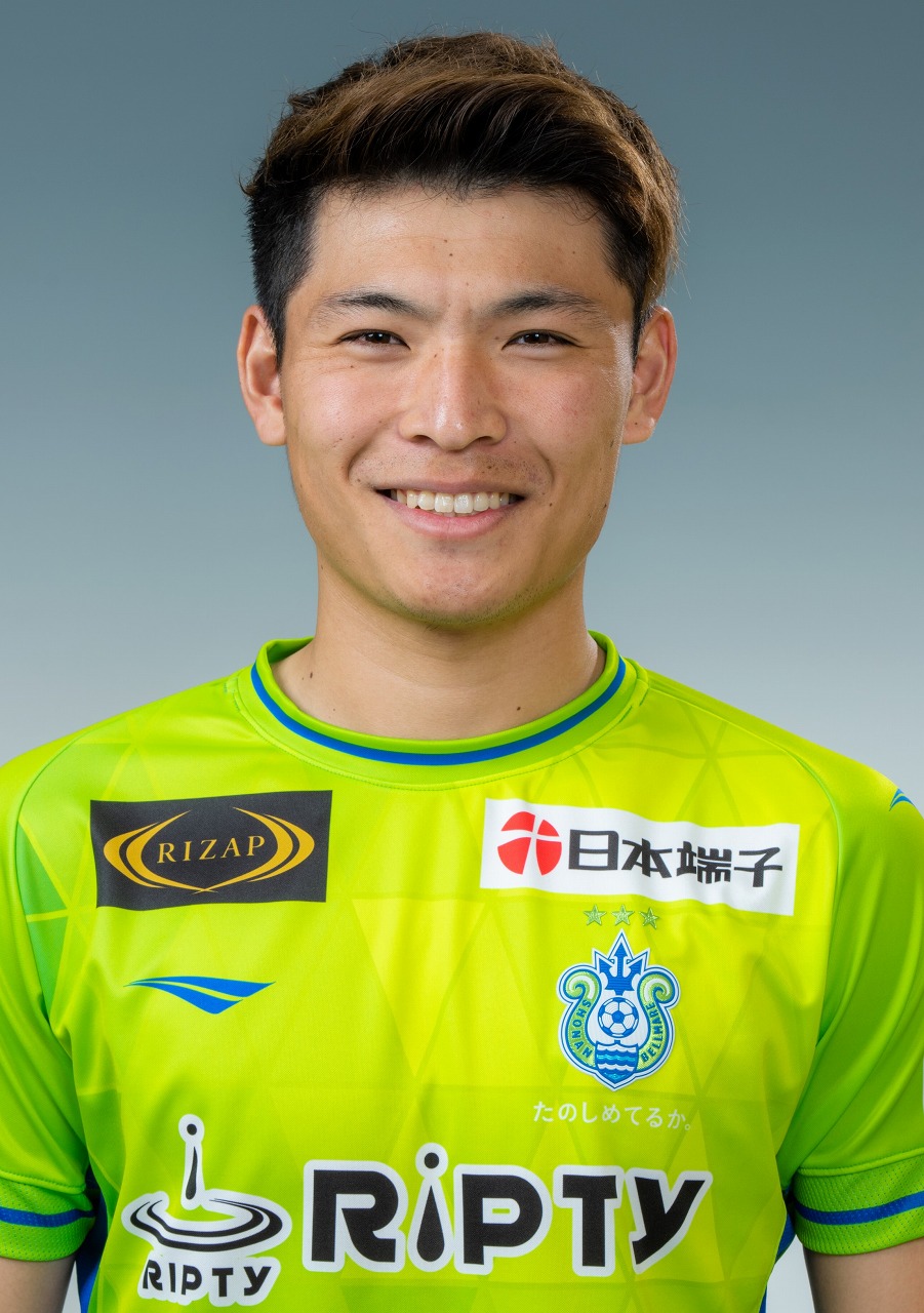 2022 TOP TEAM] 18 FW 町野 修斗 « 湘南ベルマーレ公式サイト