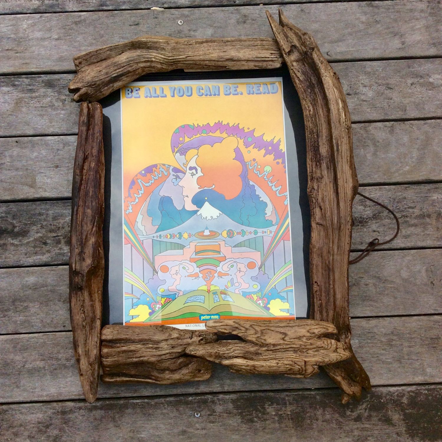 流木でDIY！自然の味を生かしたオリジナルの額縁を作ろう！ | 自作