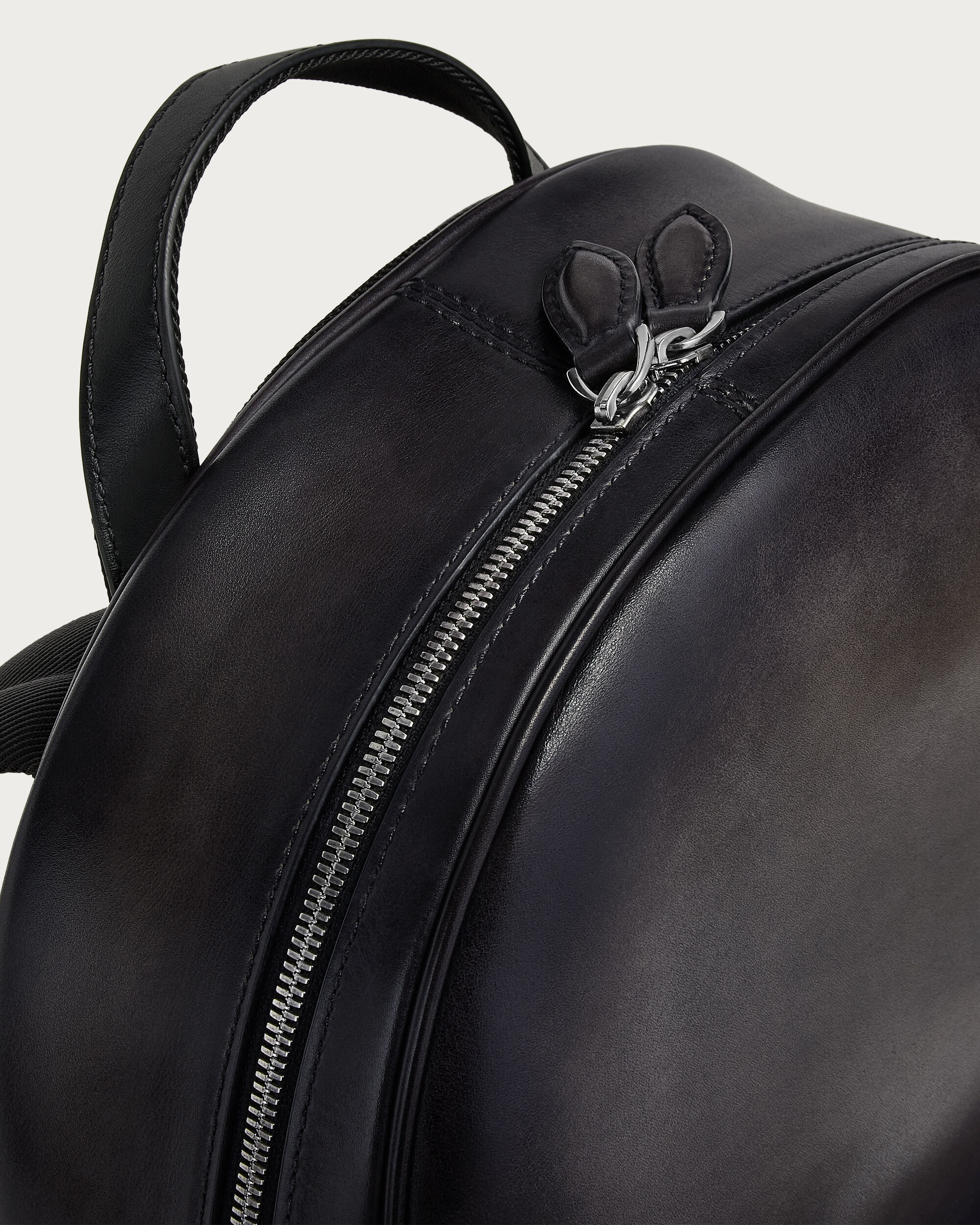 タイムオフ バックパック | ベルルッティ JP