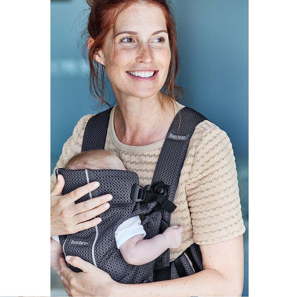 ベビービョルン ベビーキャリア MINI エアー（アンスラサイト