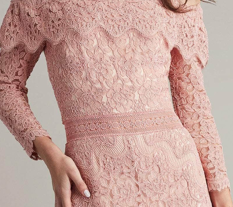 セール！Tadashi Shoji タダシショージ Ruffled Off Shoulder Lace