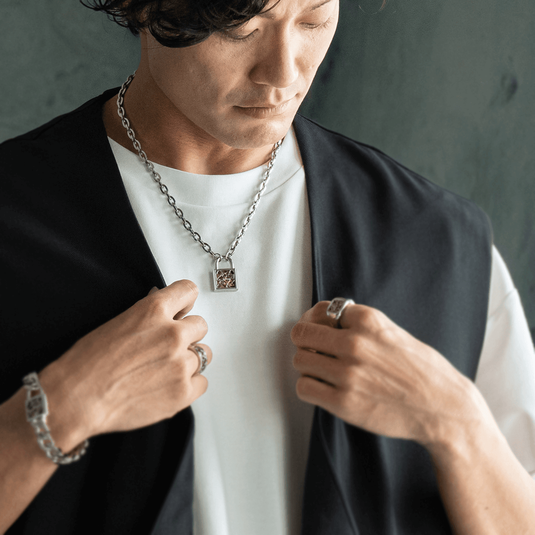 ナンバーパドロックネックレス / SGN-437 – BLESS