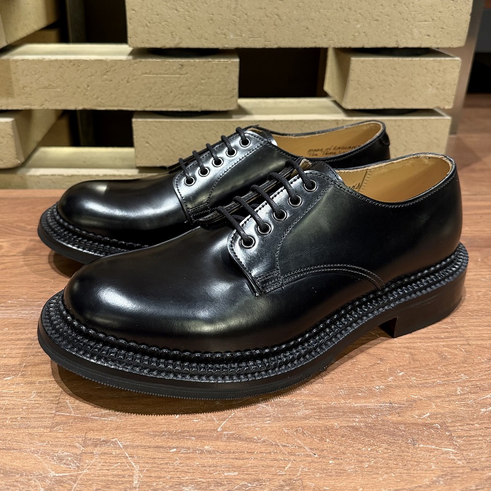 グレンソンのトリプルウェルトコレクションからプレーントウのDERMOTの