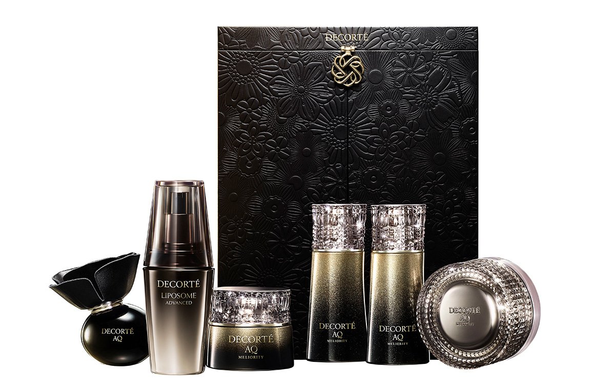 コスメデコルテ×クリスマスコフレ2025】予約＆発売日は？｜ベージュ