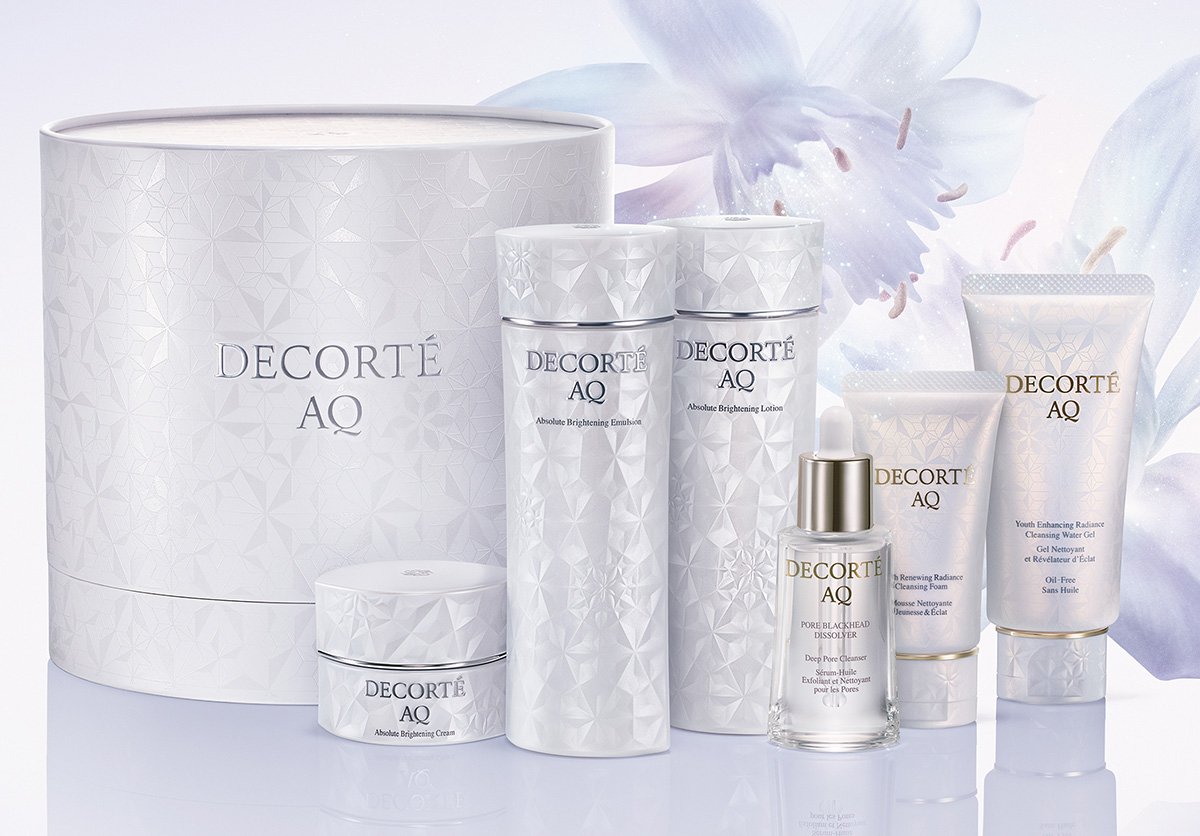 コスメデコルテ×クリスマスコフレ2025】予約＆発売日は？｜ベージュ