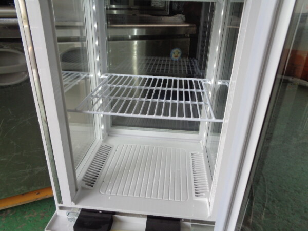 売約済み】 □2022年 サンデン◇卓上4面ガラス 冷蔵ショーケース(前後