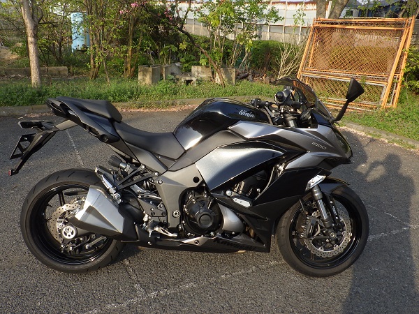 かの ヒトヨニ 2026 Kawasaki NINJA ZX-6R ABS Metallic Matte Dark Gray